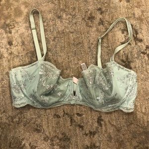 Victoria Secret bra